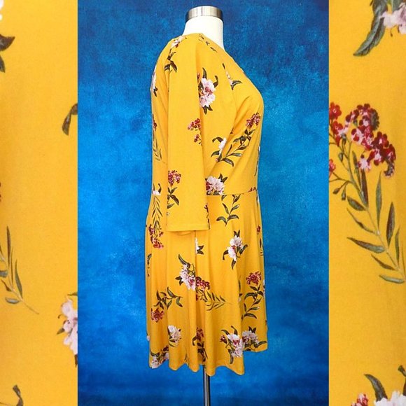 NWT Rue Yellow Floral Dress Size 3X - Picture 6 of 8